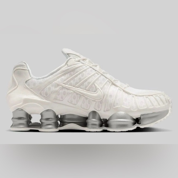 Nike 🔥 Shox TL Triple Sail White AR3566 103 Running Shoes Women’s Size 6 7 9.5 - Picture 3 of 16